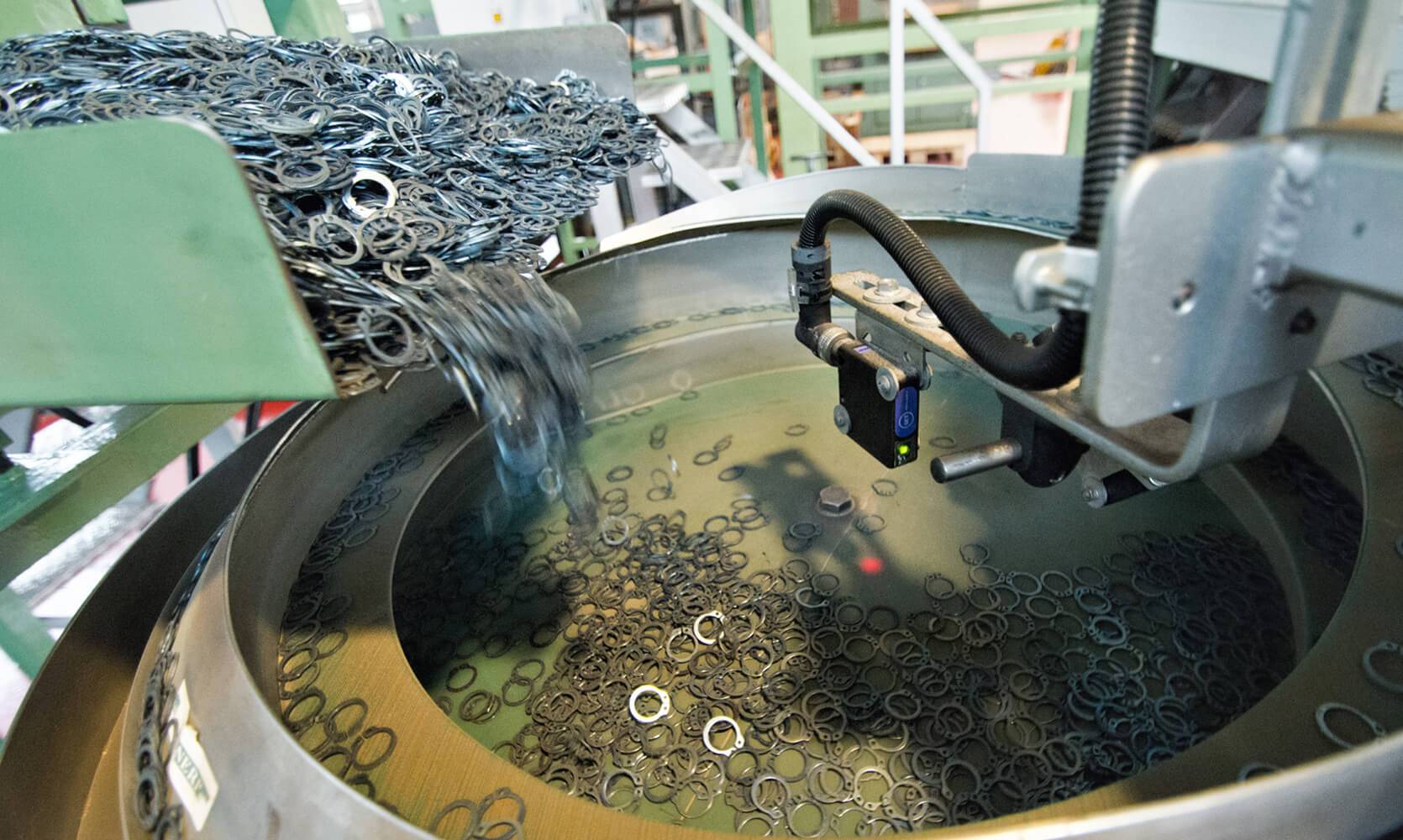 Quality and Safety come first: production of retaining rings